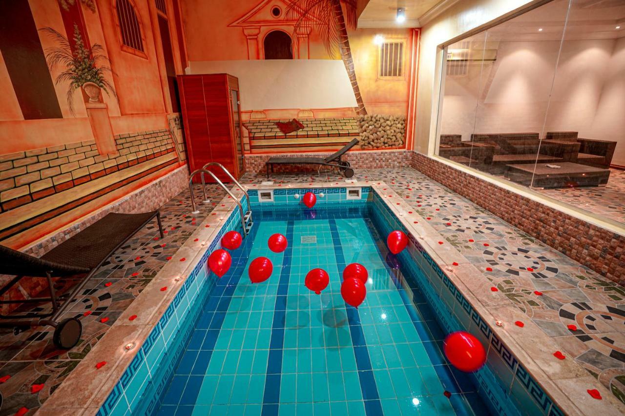 Meral Oasis सहारा 4*
